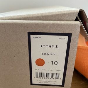 Rothy’s size 10 tangerine points - never worn in box